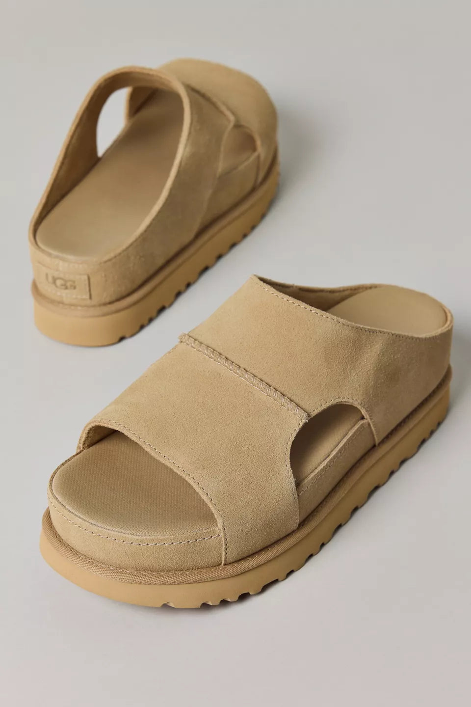 UGG Goldenstar Hi Cutout Slide