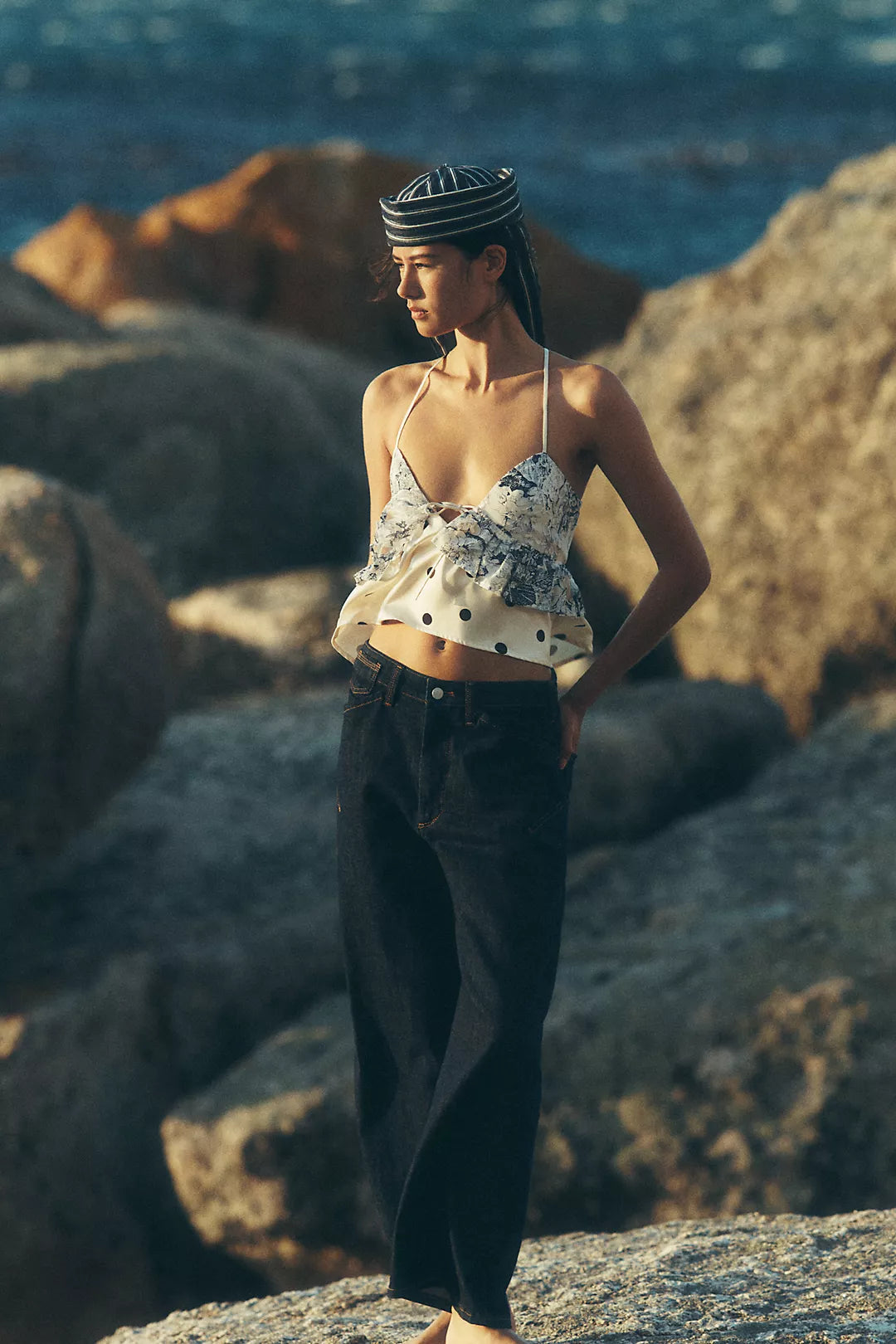 The Kayden Clean High-Rise Barrel Jeans by Pilcro