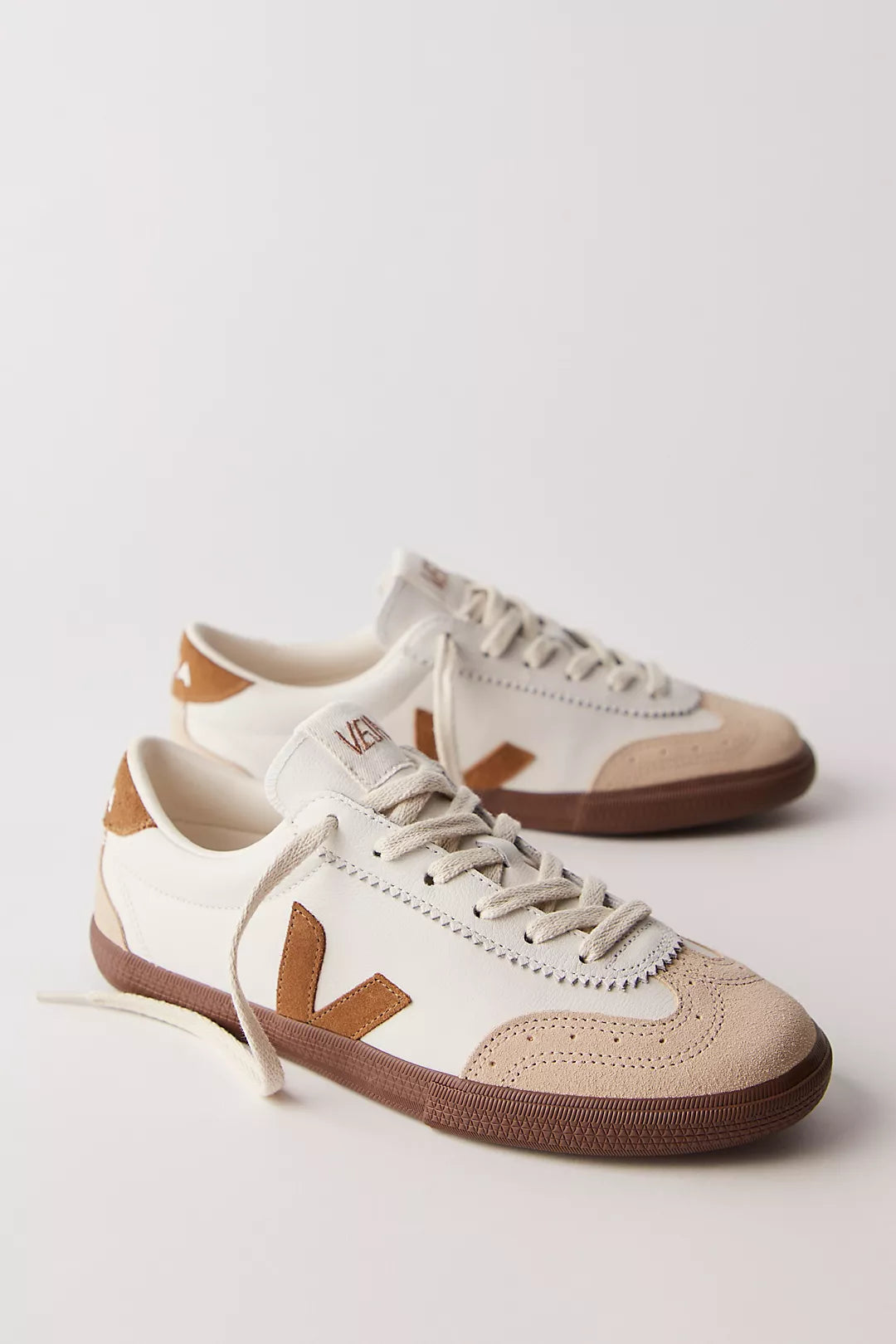 Veja Volley Sneakers