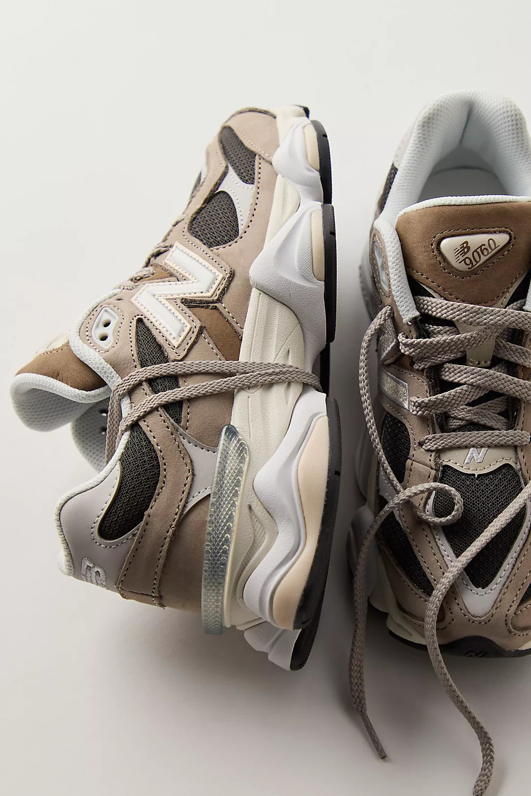 New Balance 9060 Sneakers